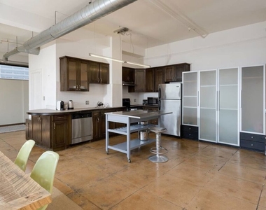 108 W 2nd Street - Photo Thumbnail 10