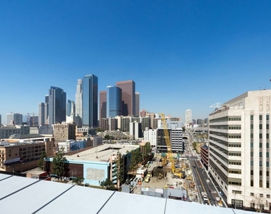 108 W 2nd Street - Photo Thumbnail 26