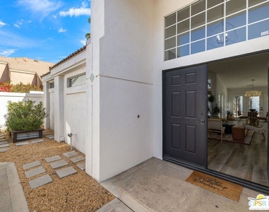 45420 Desert Fox Drive - Photo Thumbnail 21