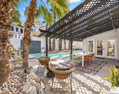 45420 Desert Fox Drive - Photo Thumbnail 11
