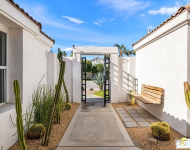 45420 Desert Fox Drive - Photo Thumbnail 15
