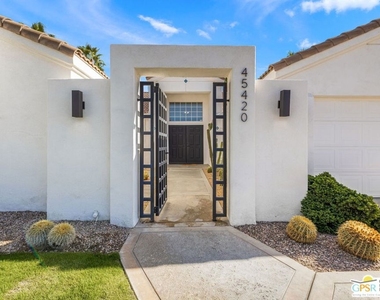45420 Desert Fox Drive - Photo Thumbnail 14