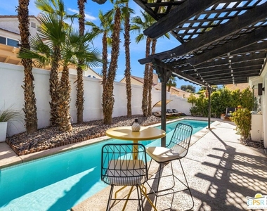 45420 Desert Fox Drive - Photo Thumbnail 6