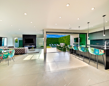 1855 Stearns Drive - Photo Thumbnail 3