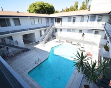 1940 Carmen Avenue - Photo Thumbnail 21