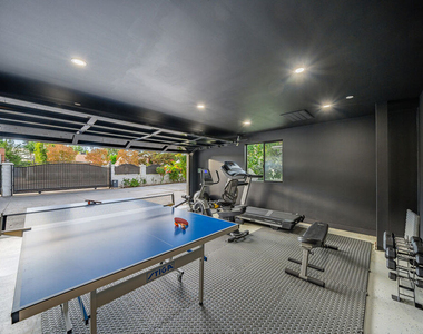 5010 Fulton Avenue - Photo Thumbnail 12