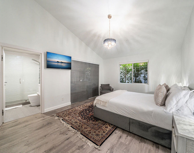 5010 Fulton Avenue - Photo Thumbnail 37