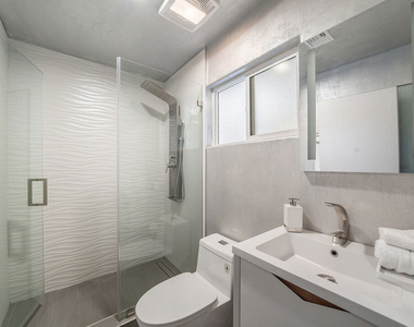 5010 Fulton Avenue - Photo Thumbnail 36