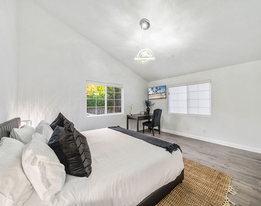 5010 Fulton Avenue - Photo Thumbnail 47