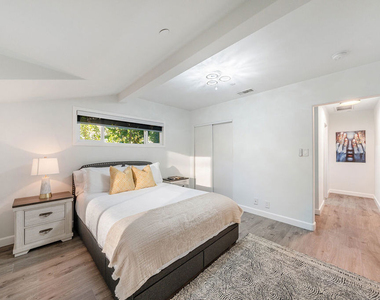 5010 Fulton Avenue - Photo Thumbnail 29