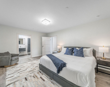 5010 Fulton Avenue - Photo Thumbnail 32