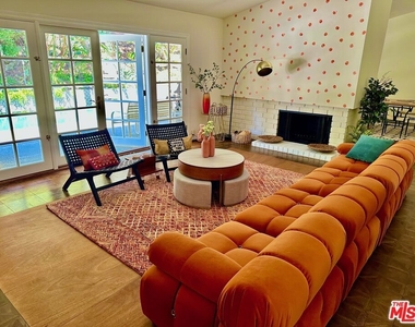 6433 Tahoe Drive - Photo Thumbnail 1