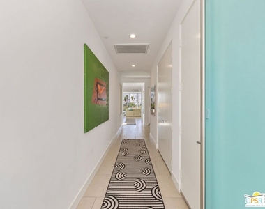 939 Bernardi Lane - Photo Thumbnail 7