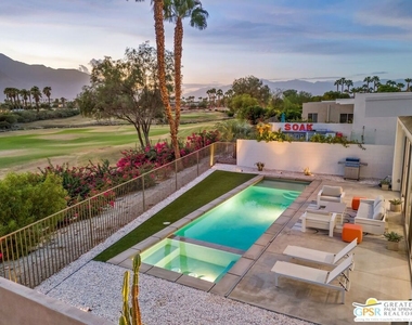 939 Bernardi Lane - Photo Thumbnail 4