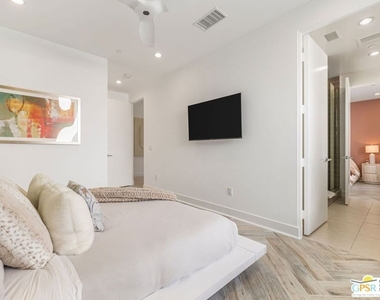 939 Bernardi Lane - Photo Thumbnail 32