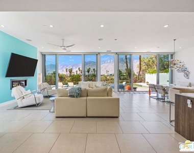 939 Bernardi Lane - Photo Thumbnail 8