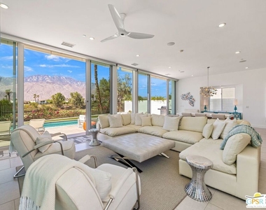 939 Bernardi Lane - Photo Thumbnail 13