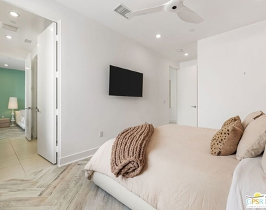 939 Bernardi Lane - Photo Thumbnail 37