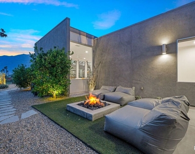939 Bernardi Lane - Photo Thumbnail 5