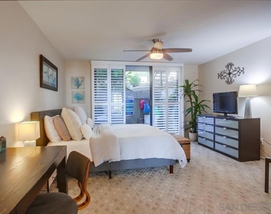 190 Del Mar Shores Terrace - Photo Thumbnail 13