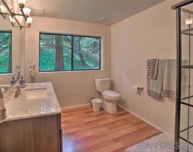 16885 Laurel Road - Photo Thumbnail 24