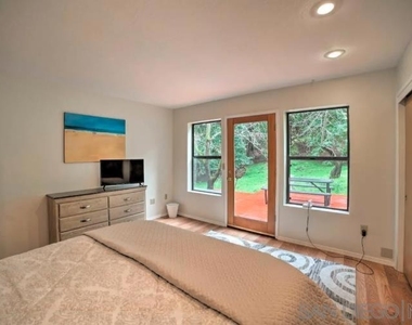 16885 Laurel Road - Photo Thumbnail 11