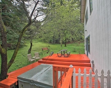 16885 Laurel Road - Photo Thumbnail 21