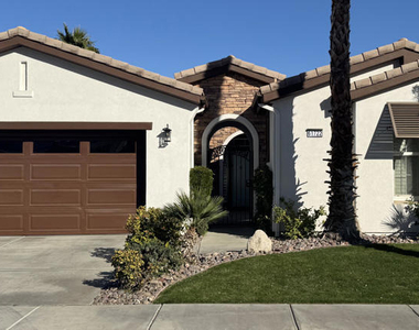61722 Topaz Drive - Photo Thumbnail 40