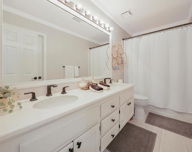 236 Castellana S - Photo Thumbnail 22