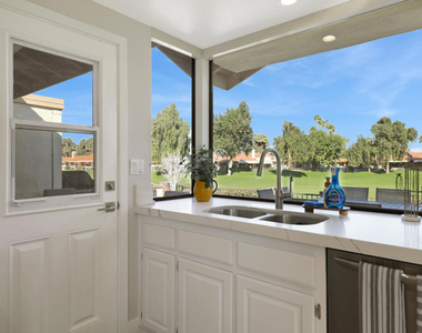 236 Castellana S - Photo Thumbnail 16