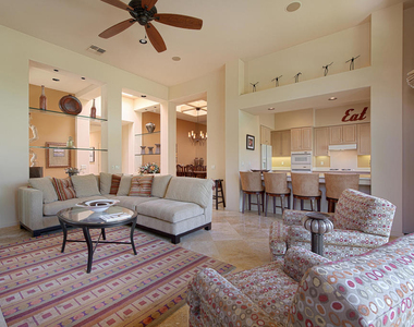 359 Desert Holly Drive - Photo Thumbnail 3