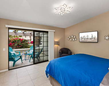 500 S Farrell Drive - Photo Thumbnail 16