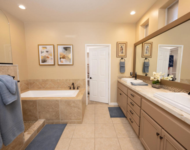 80290 Pebble Beach Drive - Photo Thumbnail 12