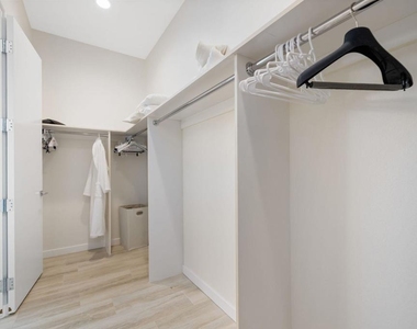 253 Loch Lomond Road - Photo Thumbnail 19