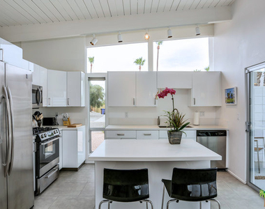688 E Spencer Drive - Photo Thumbnail 17