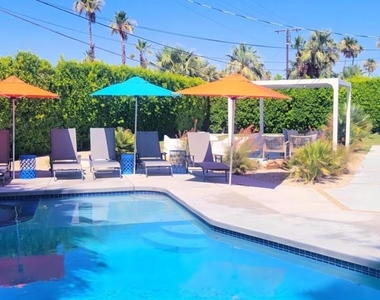 688 E Spencer Drive - Photo Thumbnail 9
