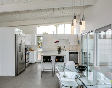 688 E Spencer Drive - Photo Thumbnail 13