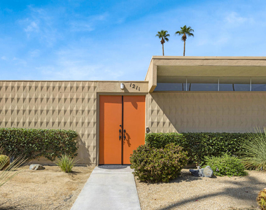 1211 Sandpiper Street - Photo Thumbnail 4