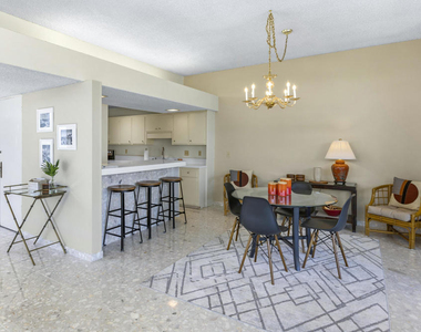 1211 Sandpiper Street - Photo Thumbnail 11