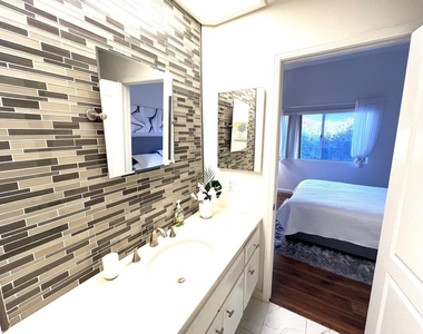 54 Pine Valley Drive - Photo Thumbnail 6