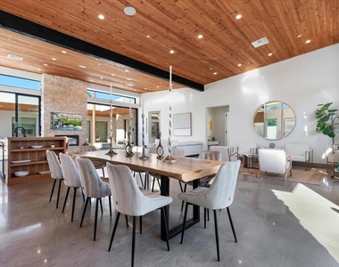 524 E E Miraleste Court Court - Photo Thumbnail 17