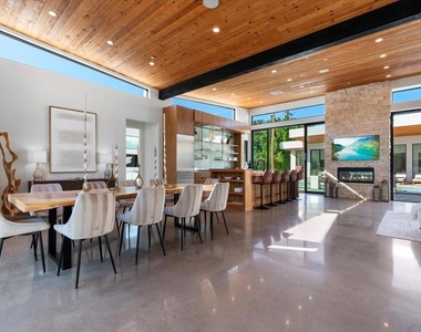 524 E E Miraleste Court Court - Photo Thumbnail 19