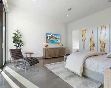 524 E E Miraleste Court Court - Photo Thumbnail 32
