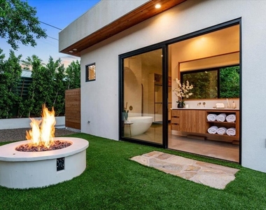 524 E E Miraleste Court Court - Photo Thumbnail 108