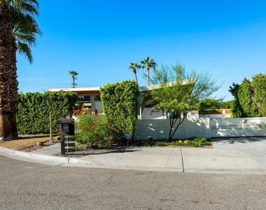 524 E E Miraleste Court Court - Photo Thumbnail 128