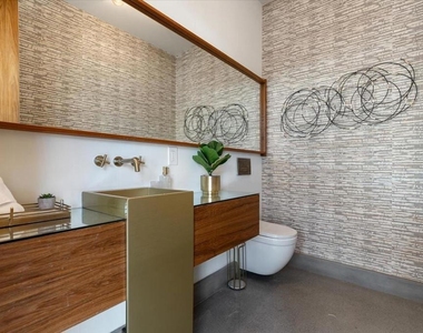 524 E E Miraleste Court Court - Photo Thumbnail 61