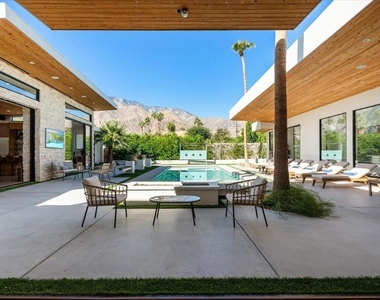 524 E E Miraleste Court Court - Photo Thumbnail 25