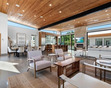 524 E E Miraleste Court Court - Photo Thumbnail 6