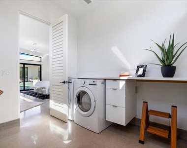 524 E E Miraleste Court Court - Photo Thumbnail 53