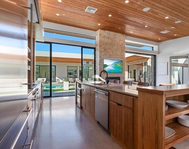 524 E E Miraleste Court Court - Photo Thumbnail 13